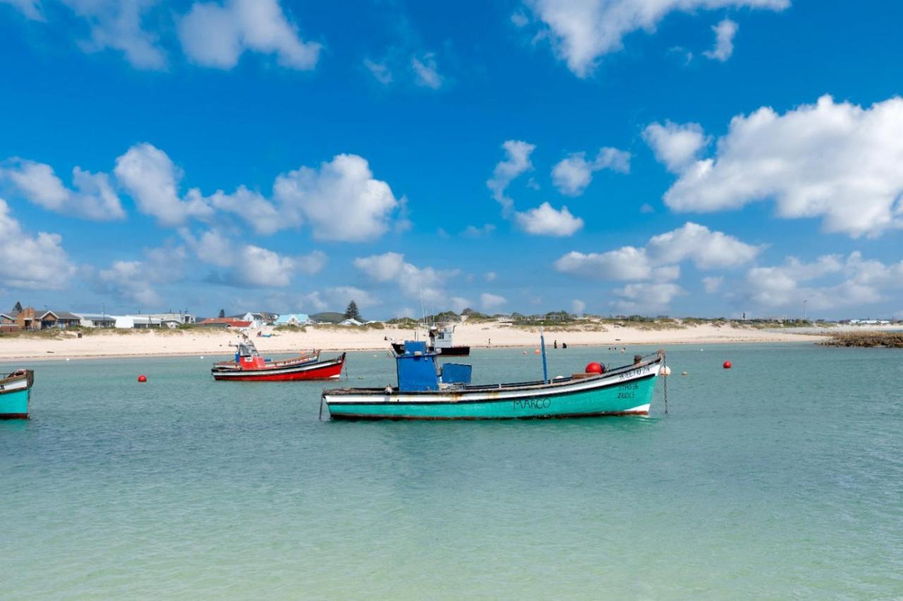 Bliss On The Bay Villa Struisbaai Kültér fotó