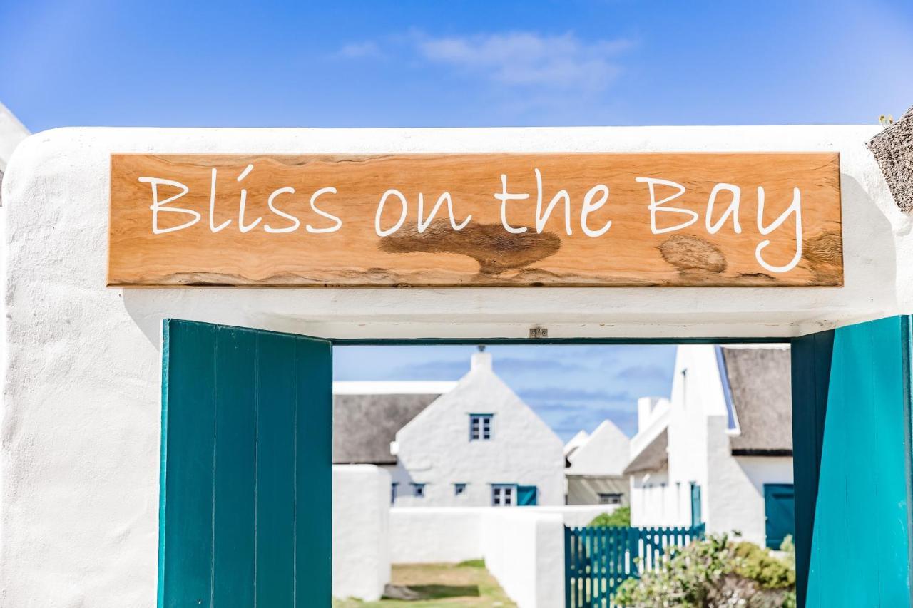 Bliss On The Bay Villa Struisbaai Kültér fotó