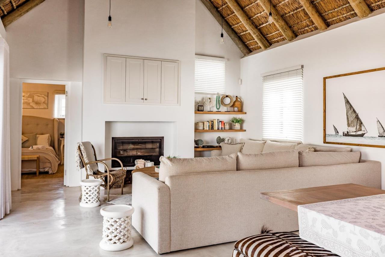 Bliss On The Bay Villa Struisbaai Kültér fotó