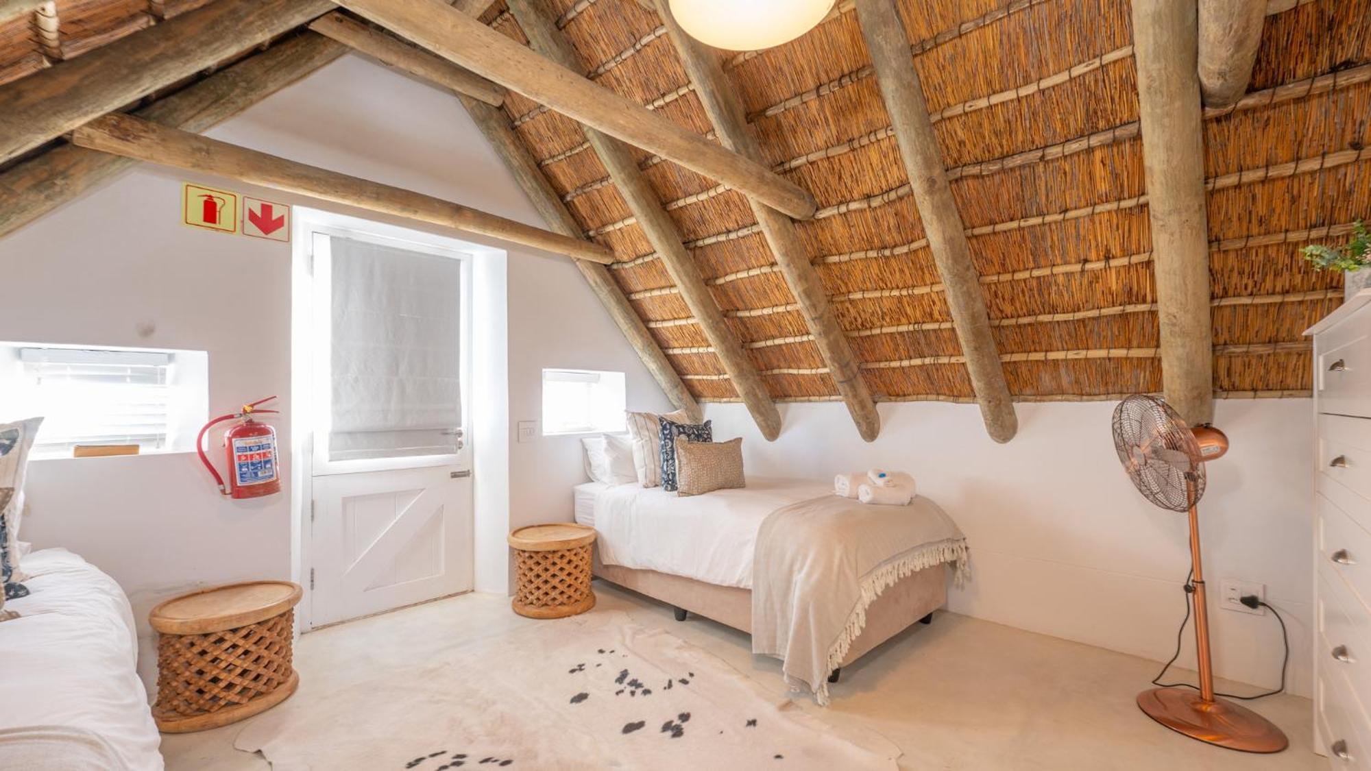 Bliss On The Bay Villa Struisbaai Kültér fotó