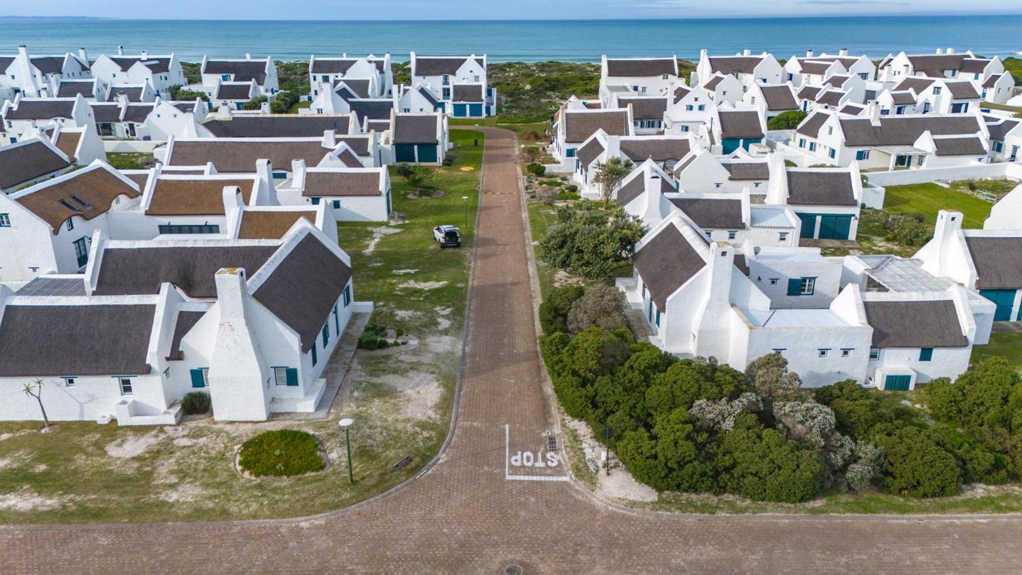Bliss On The Bay Villa Struisbaai Kültér fotó