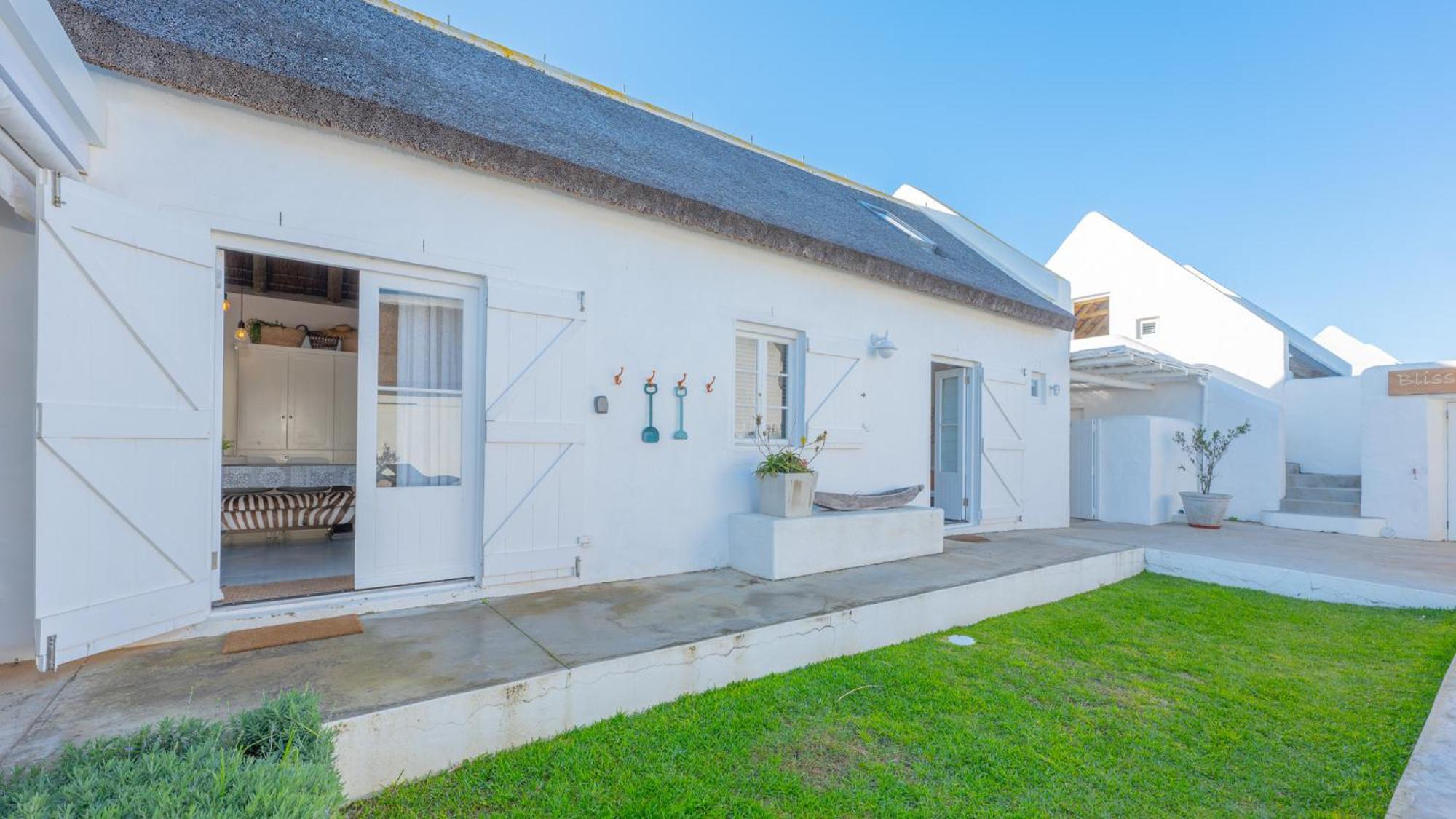 Bliss On The Bay Villa Struisbaai Kültér fotó