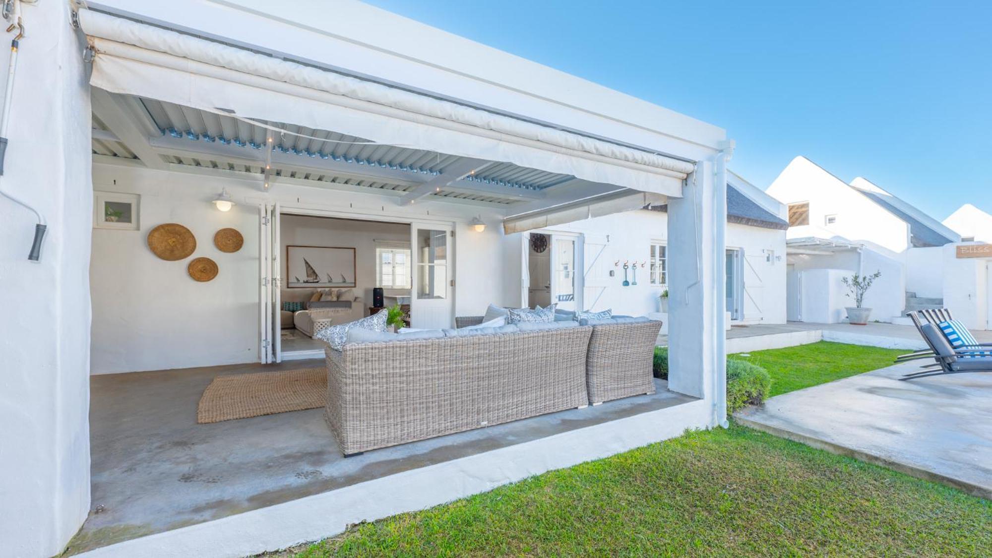Bliss On The Bay Villa Struisbaai Kültér fotó